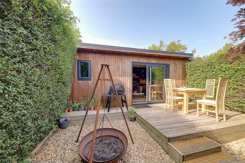 3 bedroom end of terrace house for sale, Bramble Crescent, Worthing BN13