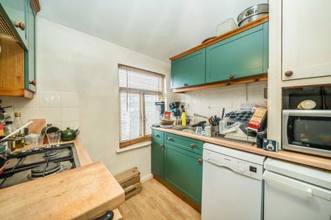 undefined, Oxford Road, Teddington TW11