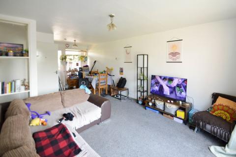 2 bedroom maisonette for sale, Montpellier Court, Windsor