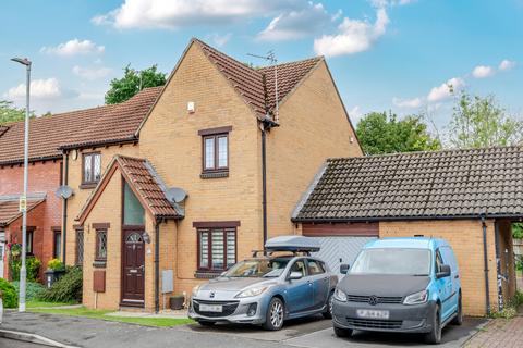 2 bedroom end of terrace house for sale, Ullswater Close, Gloucestershire BS30