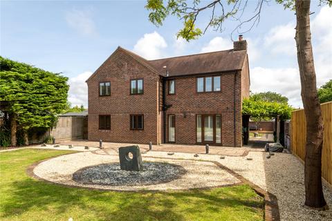 4 bedroom detached house for sale, Clay Close, Dilton Marsh