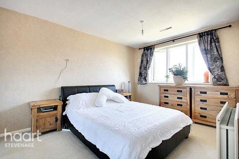 40 Hampton Close, Stevenage, SG2 8SP