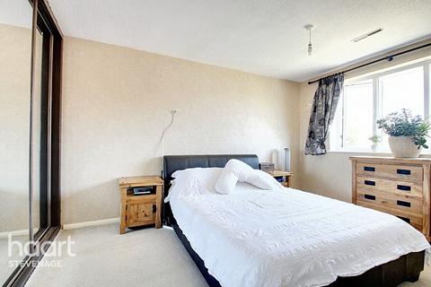 40 Hampton Close, Stevenage, SG2 8SP
