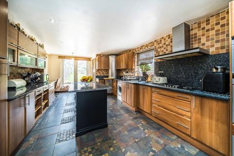 5 bedroom semi-detached house for sale, Baldry Gardens, London SW16