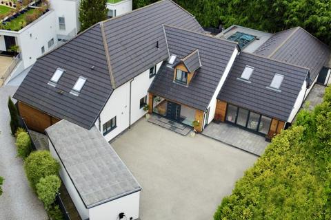 6 bedroom detached house for sale, Boothferry Road, Hessle, East Riding of Yorkshire, HU13 0JL
