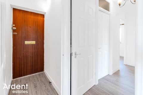 35 Brooklands Walk, Chelmsford, CM2 9BH