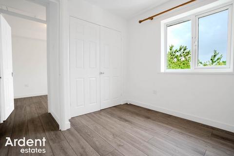 35 Brooklands Walk, Chelmsford, CM2 9BH
