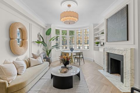 2 bedroom apartment for sale, Portland Place, London W1B