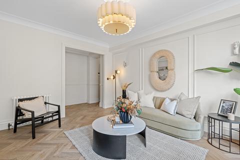 2 bedroom apartment for sale, Portland Place, London W1B