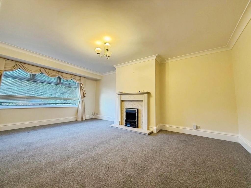 F233d8b2--4 D65-AA89-C03 ACCD83456-40013-0000098 EC12