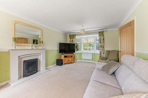 11 Braemar Close, Grantham, NG31 9PB