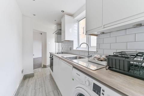 1 bedroom flat for sale, Parish Lane, Penge, London, SE20