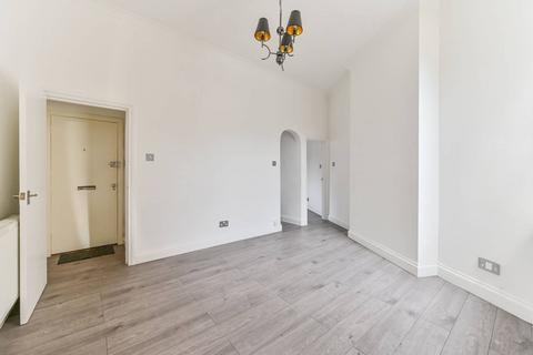 1 bedroom flat for sale, Parish Lane, Penge, London, SE20