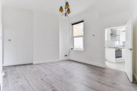 1 bedroom flat for sale, Parish Lane, Penge, London, SE20