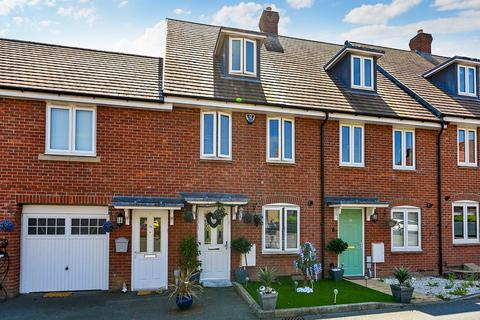 3 bedroom terraced house for sale, Hailsham BN27