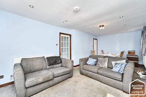 2 bedroom detached bungalow for sale, 3 Eastward Glen, Codsall, Wolverhampton, West Midlands, WV8 2JB