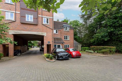 2 bedroom flat to rent, Arden Court Lockhart Road, WD17, Watford, WD17