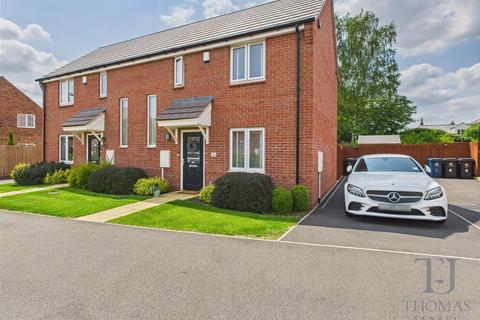 Newbury Gardens, Radcliffe on Trent