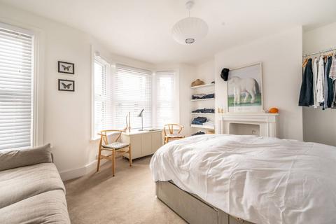 1 bedroom flat for sale, Harcourt Road, Stratford, London, E15