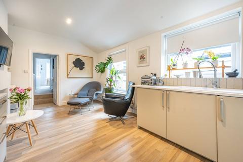 1 bedroom flat for sale, Harcourt Road, Stratford, London, E15