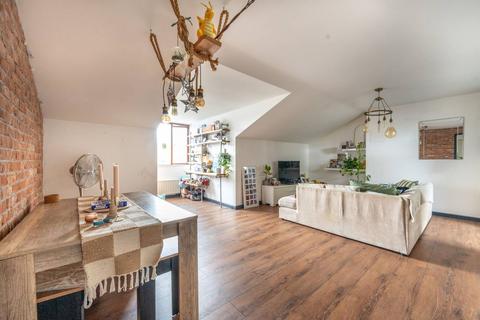2 bedroom flat for sale, Damsonwood Court, Stratford, London, E15