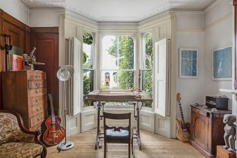 93 Mayola Road, London, E5 0RF
