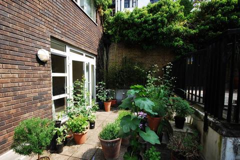 2 bedroom flat to rent, Marlborough Place, St John's Wood, London, NW8