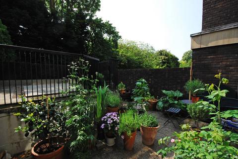 2 bedroom flat to rent, Marlborough Place, St John's Wood, London, NW8
