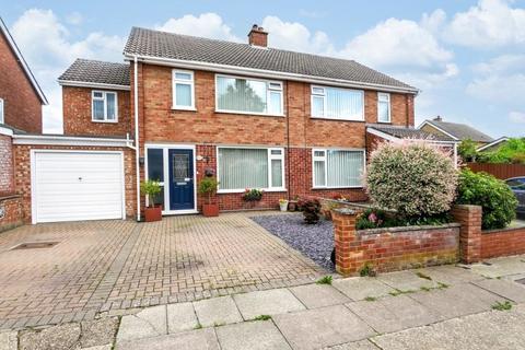 4 bedroom semi-detached house for sale