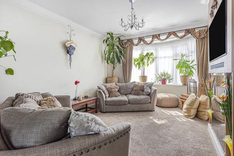 4 bedroom semi-detached house for sale, Twickenham Road, Isleworth, TW7