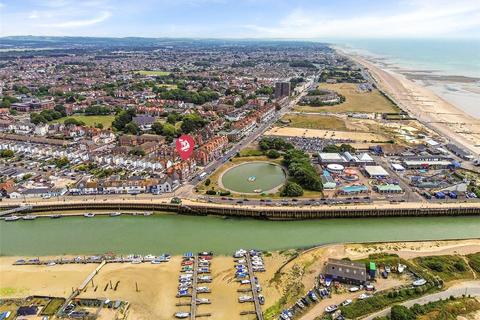 South Terrace, Littlehampton, West Sussex, BN17