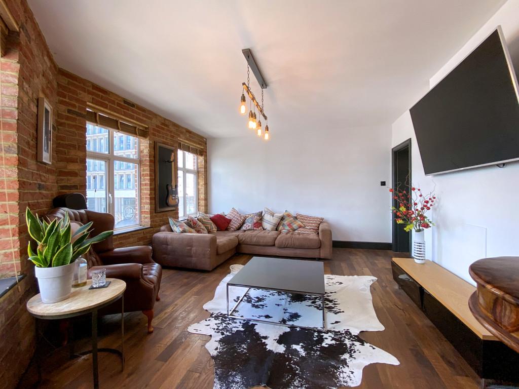 Apartment in Croydon - View 4