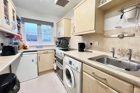 undefined, Rosamund Close, South Croydon