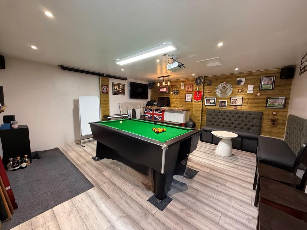 7 welford close garage 1