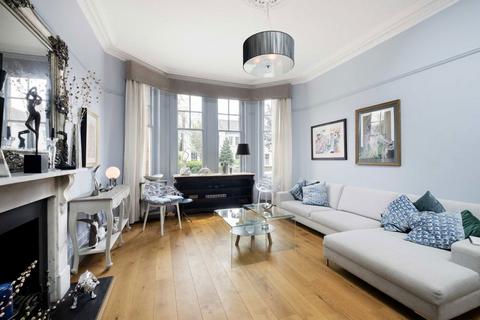 undefined, Madeley Road, London W5