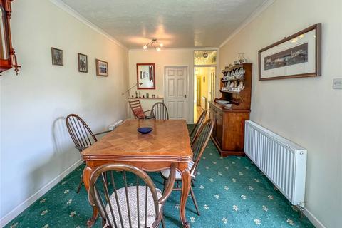 2 Amble Close, Bristol, BS15 9UR