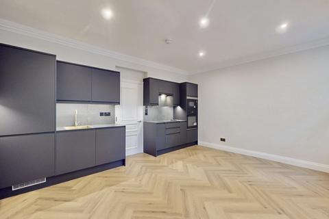 1 bedroom flat to rent, Cremorne Road, London, SW10