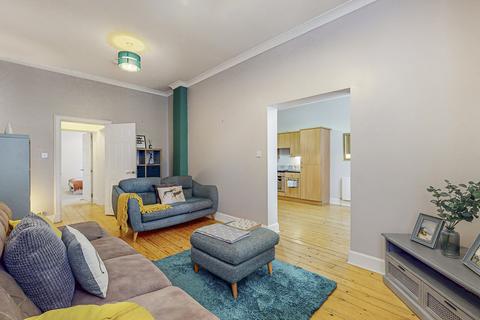 2 bedroom flat for sale, Old Dumbarton Road, Glasgow G3