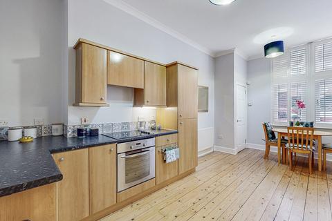 2 bedroom flat for sale, Old Dumbarton Road, Glasgow G3
