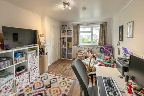 16 Avonlea, Hanham, Bristol, BS15 3HA