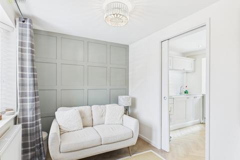 49 Bradgate Drive, Sutton Coldfield, B74 4XG