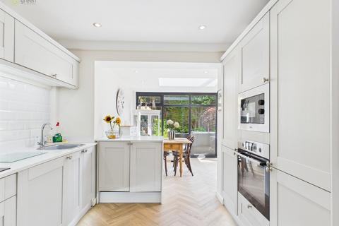 49 Bradgate Drive, Sutton Coldfield, B74 4XG