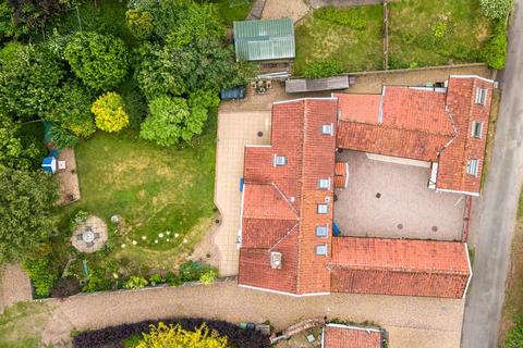 4 bedroom barn conversion for sale, Burston, Diss