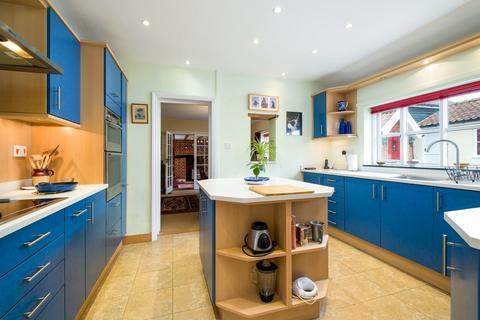 4 bedroom barn conversion for sale, Burston, Diss