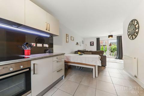 6 Parkers Fold, Ackworth, Pontefract, WF7 7FY