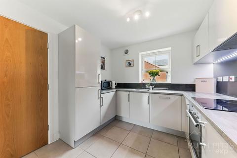 6 Parkers Fold, Ackworth, Pontefract, WF7 7FY