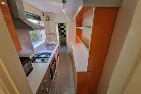 2 bedroom terraced house for sale, Drayton Road, Smethwick B66