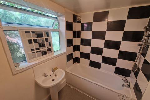 2 bedroom terraced house for sale, Drayton Road, Smethwick B66