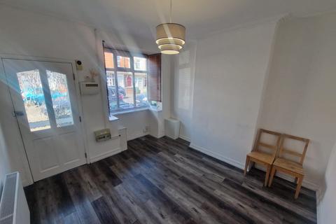 2 bedroom terraced house for sale, Drayton Road, Smethwick B66