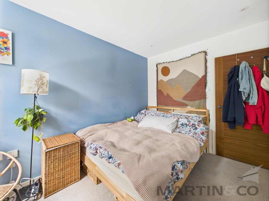 8 Bedroom